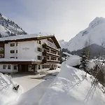 Berghof 4* Lech am Arlberg