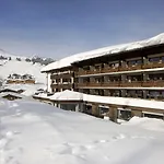 Berghof Hotel 4*