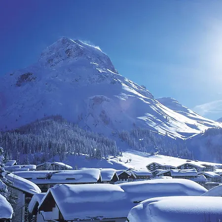 Berghof Hotel 4*