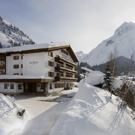 Berghof 4* Lech