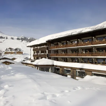 Berghof Hotel 4*