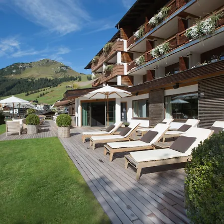 Berghof Hotel 4*